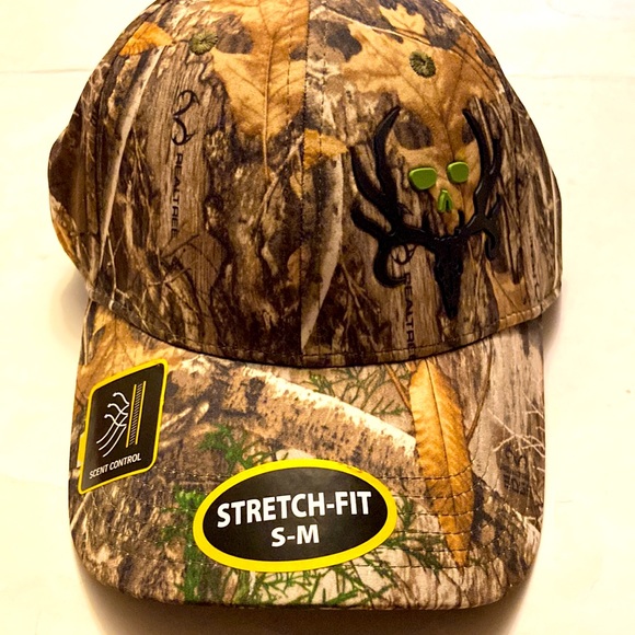 COPY - Bone Collector Camo Cap/Hat - Picture 1 of 11